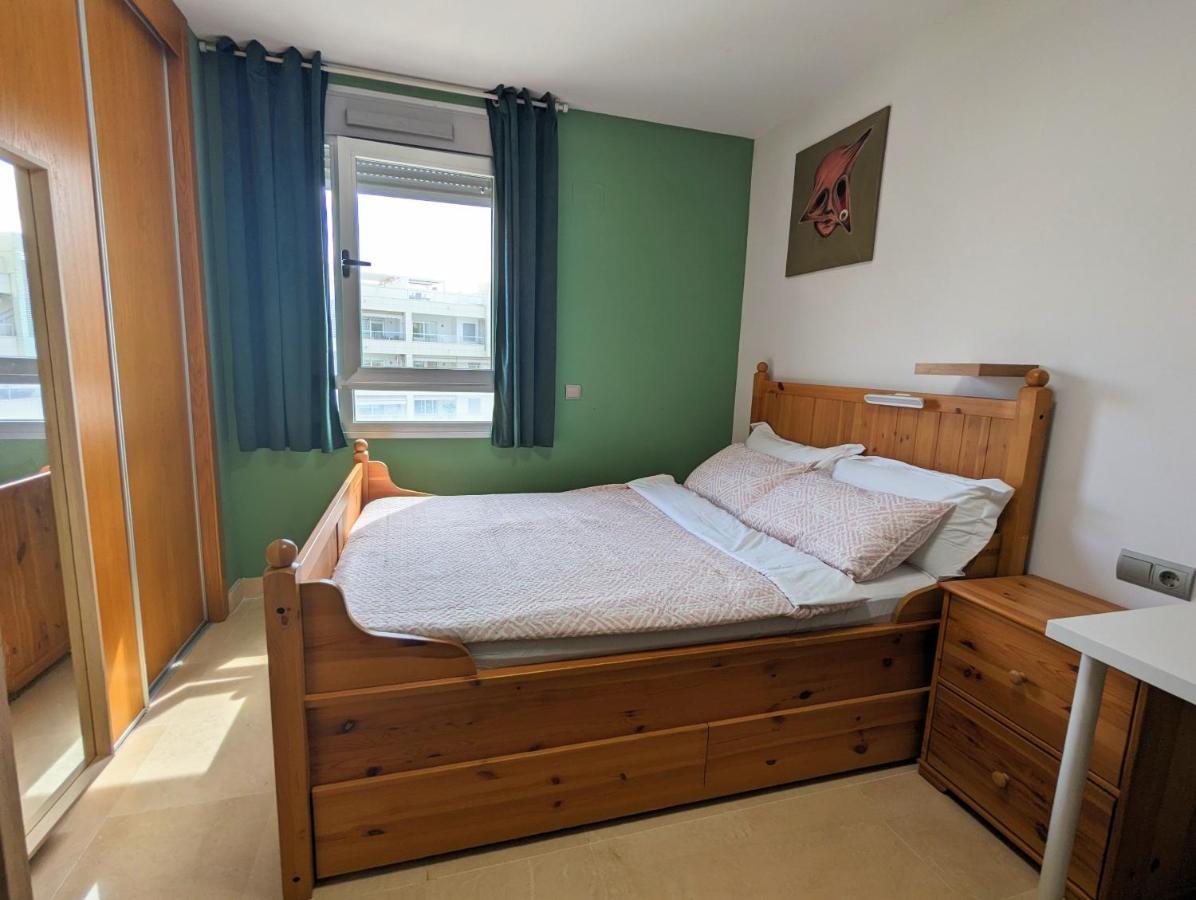 Apartments 4814 З Bedrooms San Pedro Marbella Luaran gambar